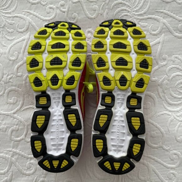 NEVER WORN! SAUCONY Hot Pink Yellow GRID SPEED Trainers Running Work Out 9.5 - Picture 4 of 10